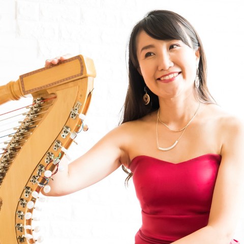 アルパ弾きJazmin
